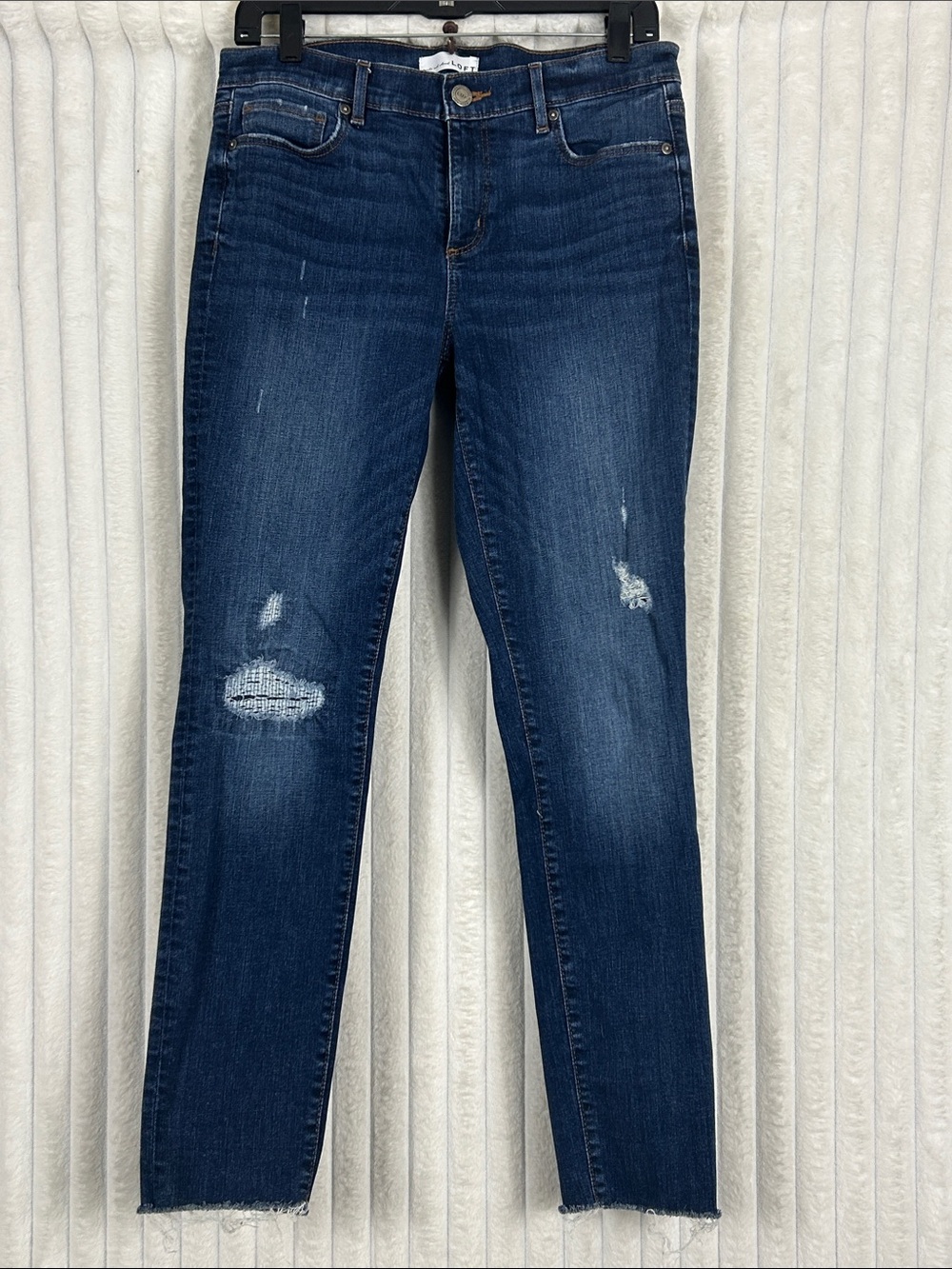 LOFT modern skinny frayed hem Distressed Skinny Jeans sz8